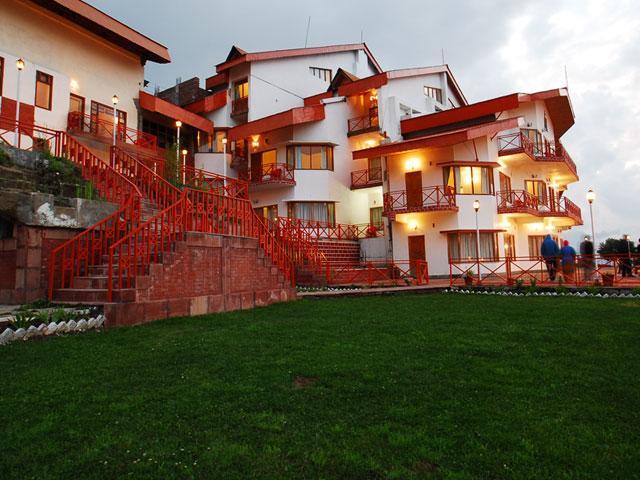 Clifftop Club Auli Joshīmath Esterno foto